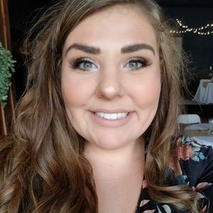 Meet your Posher, Bailey